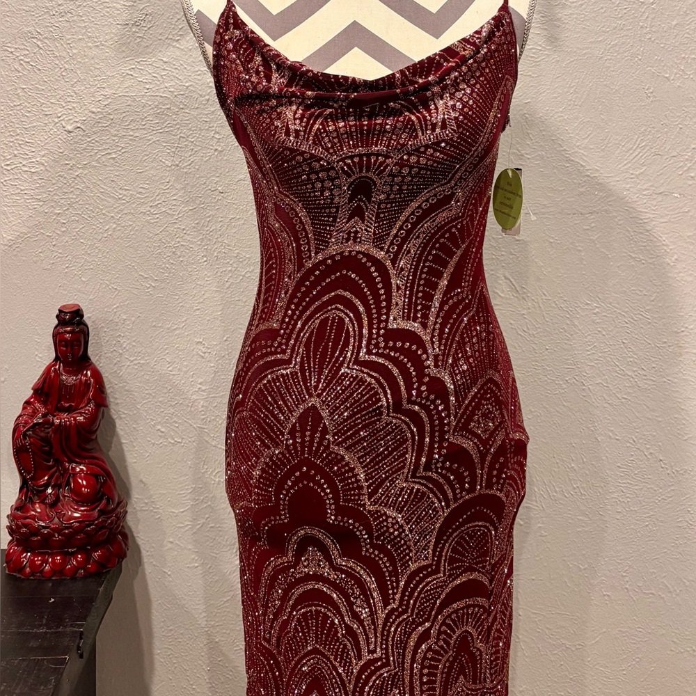 NEW Windsor Wine & Gold Glitter Velvet Mini Dress